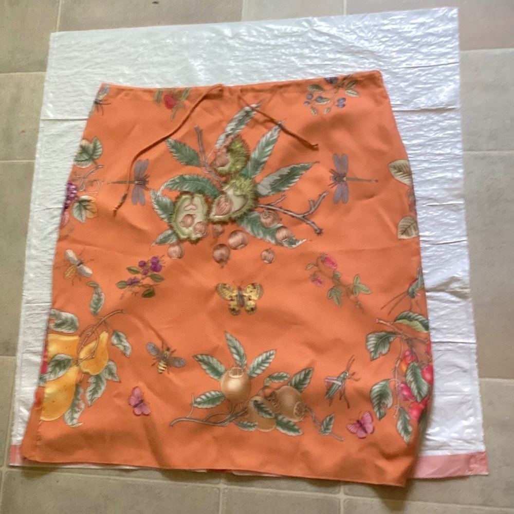 J.McLaughlin  elastic waistband fruit berry butterfly bee print peach silk skirt